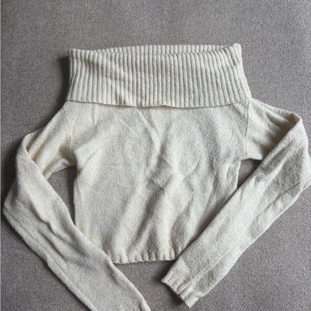 Claudia off the shoulder sweater